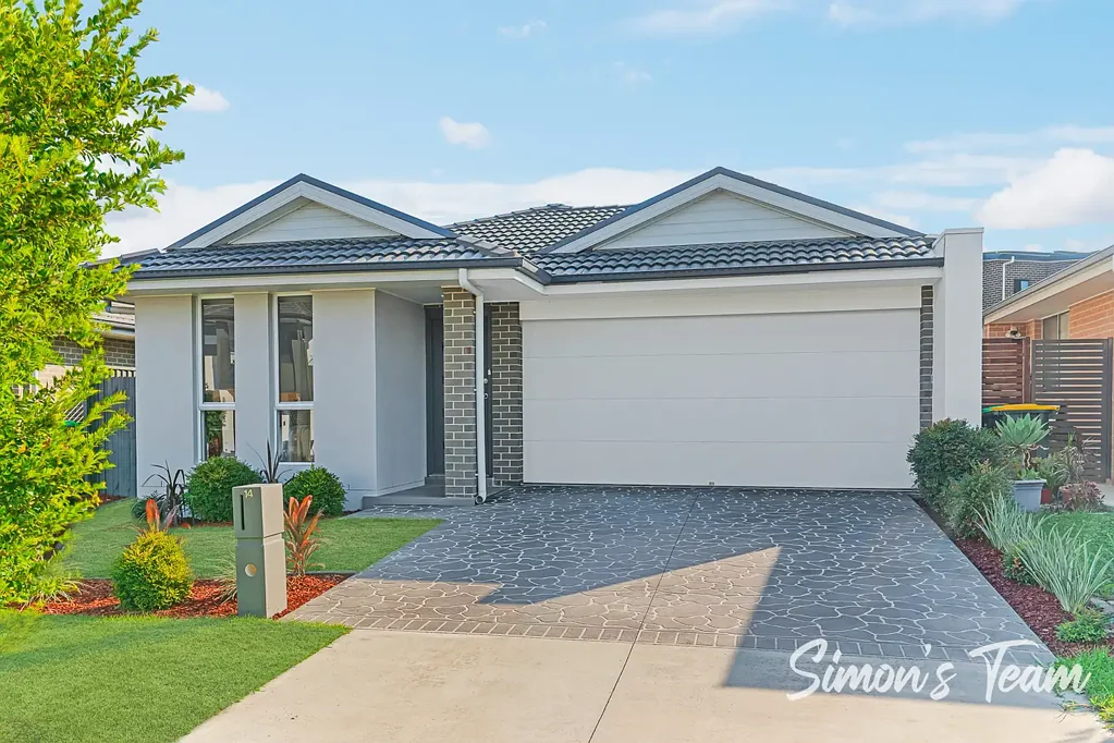14 Livesy Street, Oran Park, NSW 2570