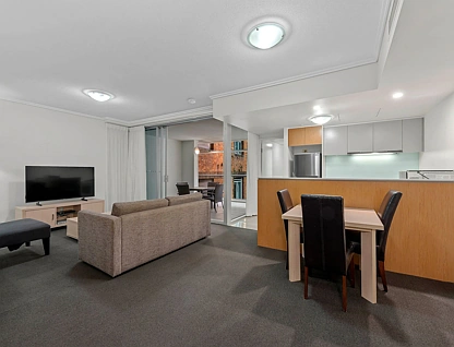1107/151 George Street, Brisbane City, Brisbane - Inner City Region, 2 phòng ngủ, 2 phòng tắm, Apartment