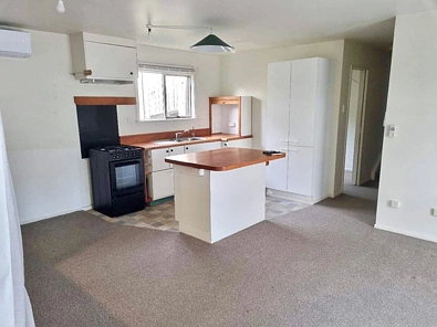 4 Brian Crescent, Stanmore Bay, Rodney, Auckland, 2 Schlafzimmer, 1 Badezimmer, House