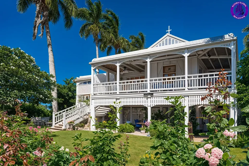 The Range 5ห้องนอน Penlington House – Masterfully Renovated Heritage Queenslander on The Range