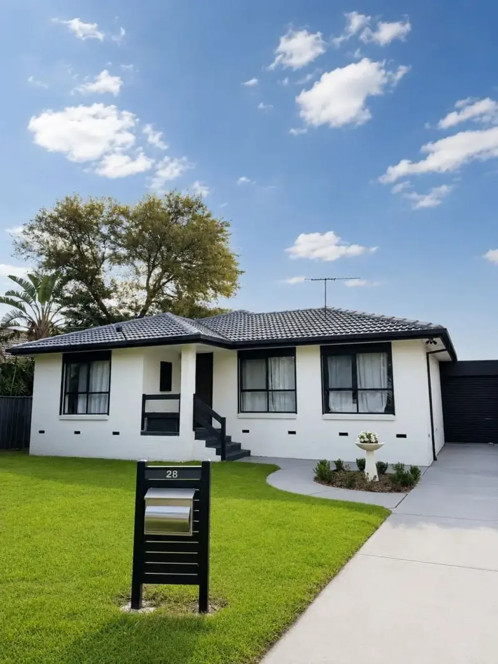 Altona Meadows 3Zimmer Rare 753m² Opportunity Opposite Parkland