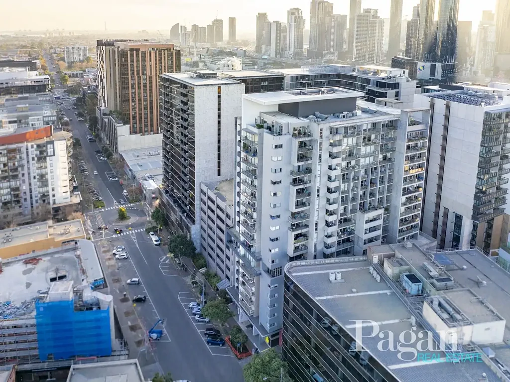 Southbank 1 Bedroom ROOMY ONE-BED PLUS STUDY AT EIGHT