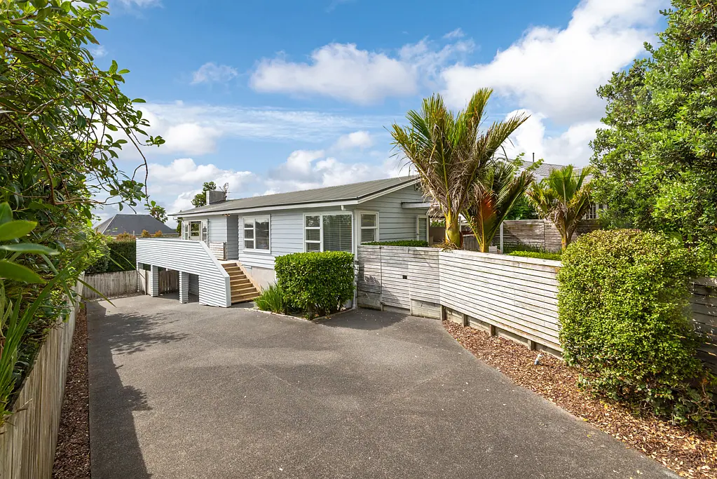 11 Woodside Avenue, Northcote, North Shore City, Auckland