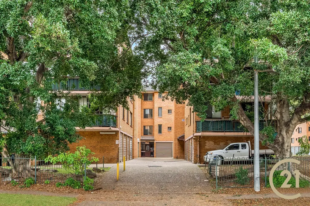 23/132 Moore Street, Liverpool, NSW 2170