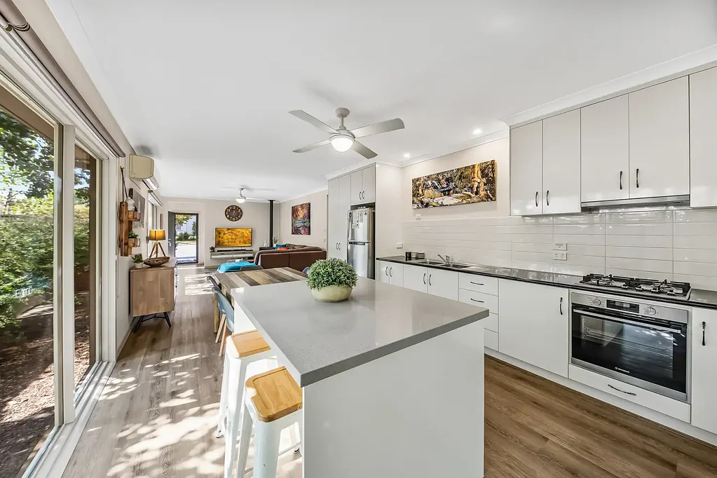 7 Elm Court, Bright, VIC 3741