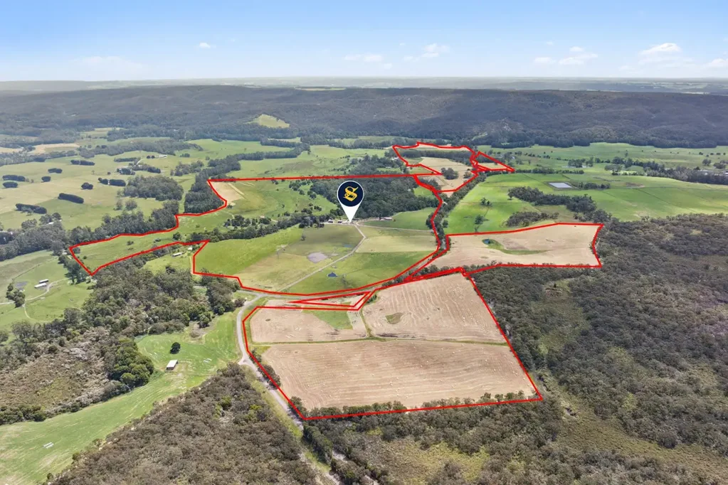 Carlisle River  QUALITY OTWAY RANGES PROPERTY