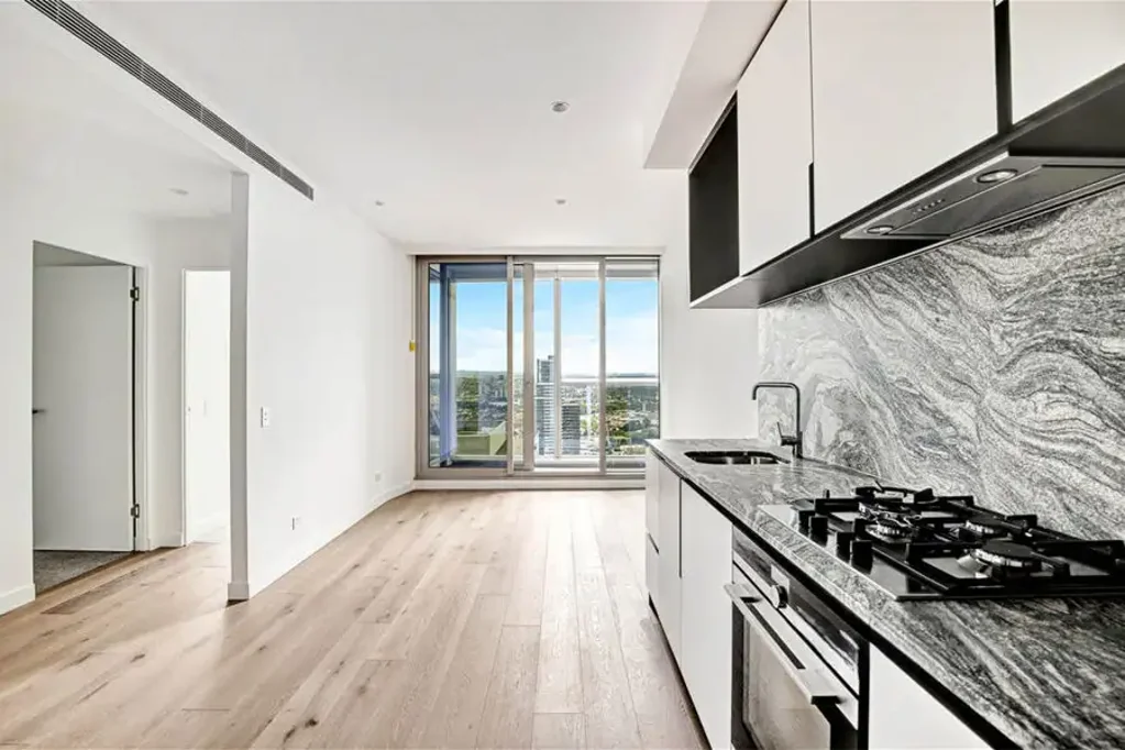 Fully Furnished 2 Bed Apartment with Great View