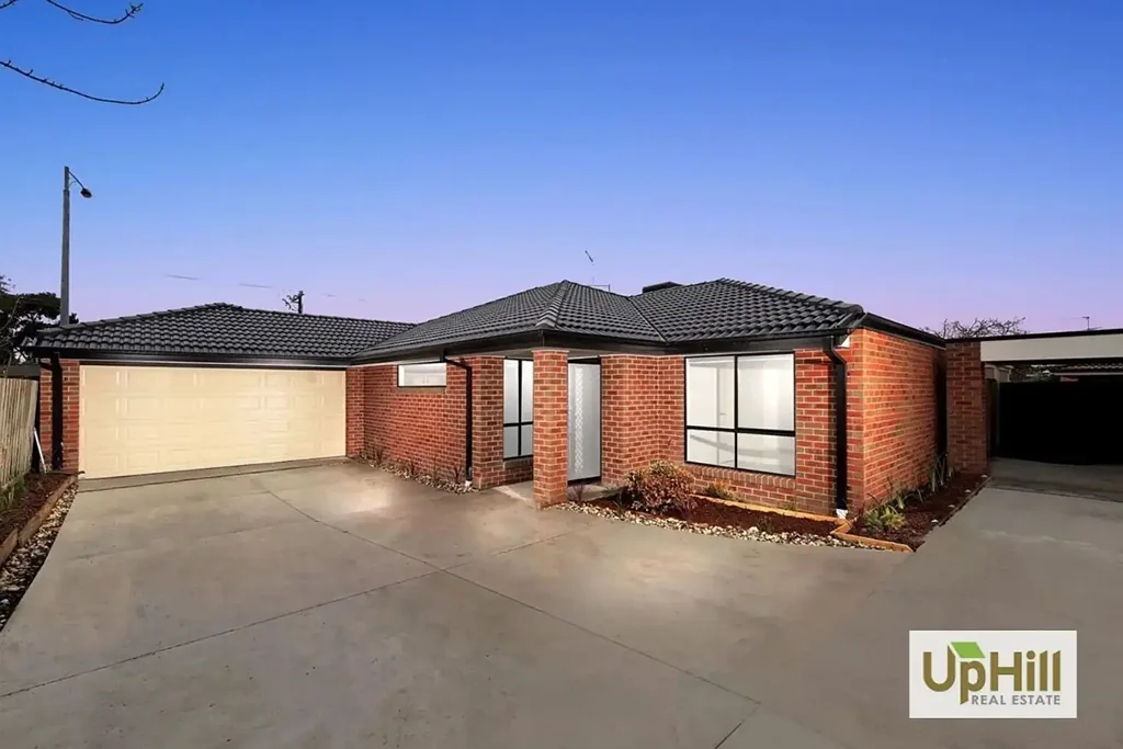 Pakenham 4침실 Modern Comfort & Low-Maintenance Living in Prime Pakenham Location