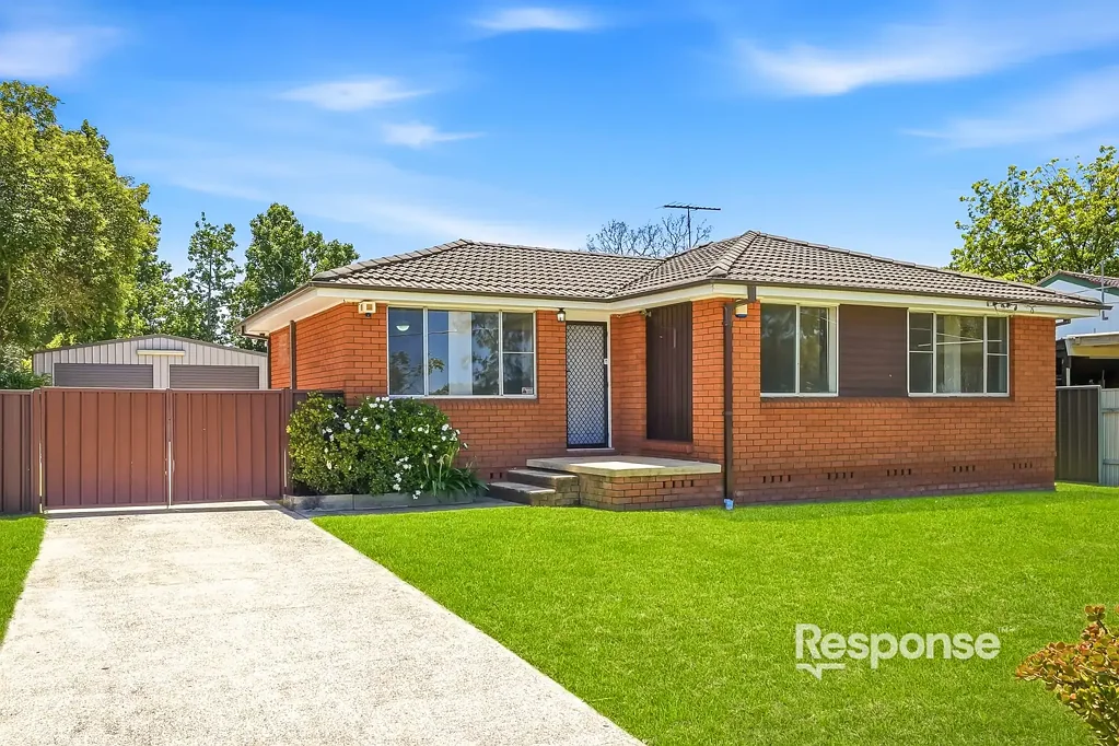 3 Harrow Road, Cambridge Park, NSW 2747
