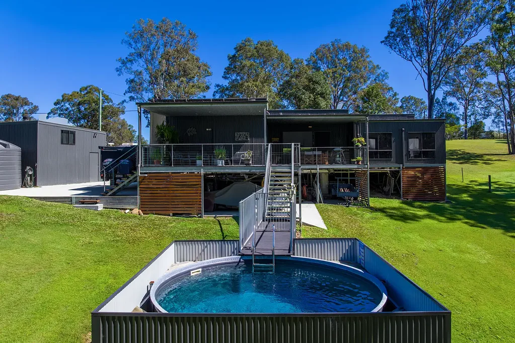 Tamaree 3कमरा Contemporary Comfort Meets Nature in this Unique Retreat