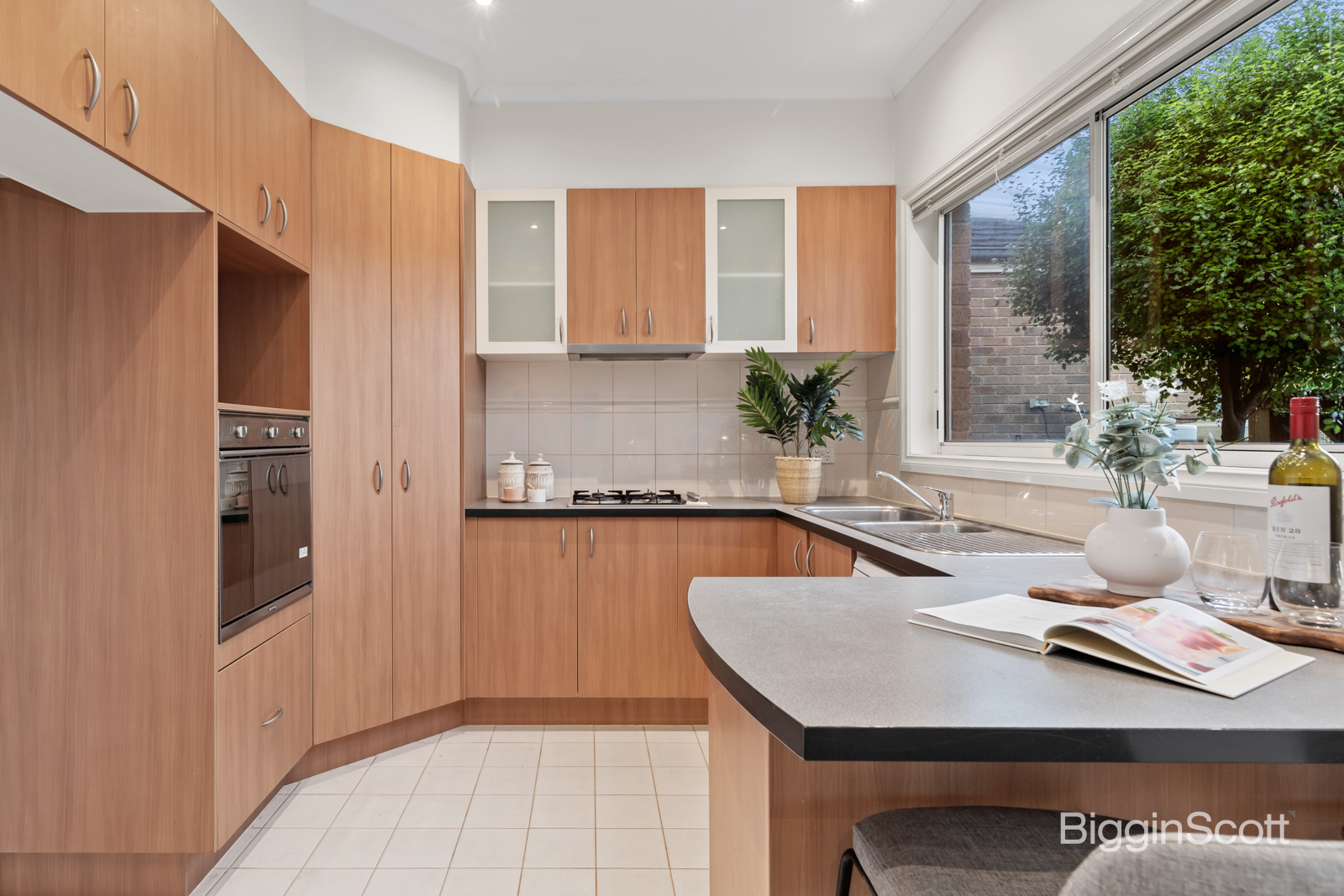 43 WATLING GR, FERNTREE GULLY VIC 3156, 0 habitaciones, 0 baños, Townhouse