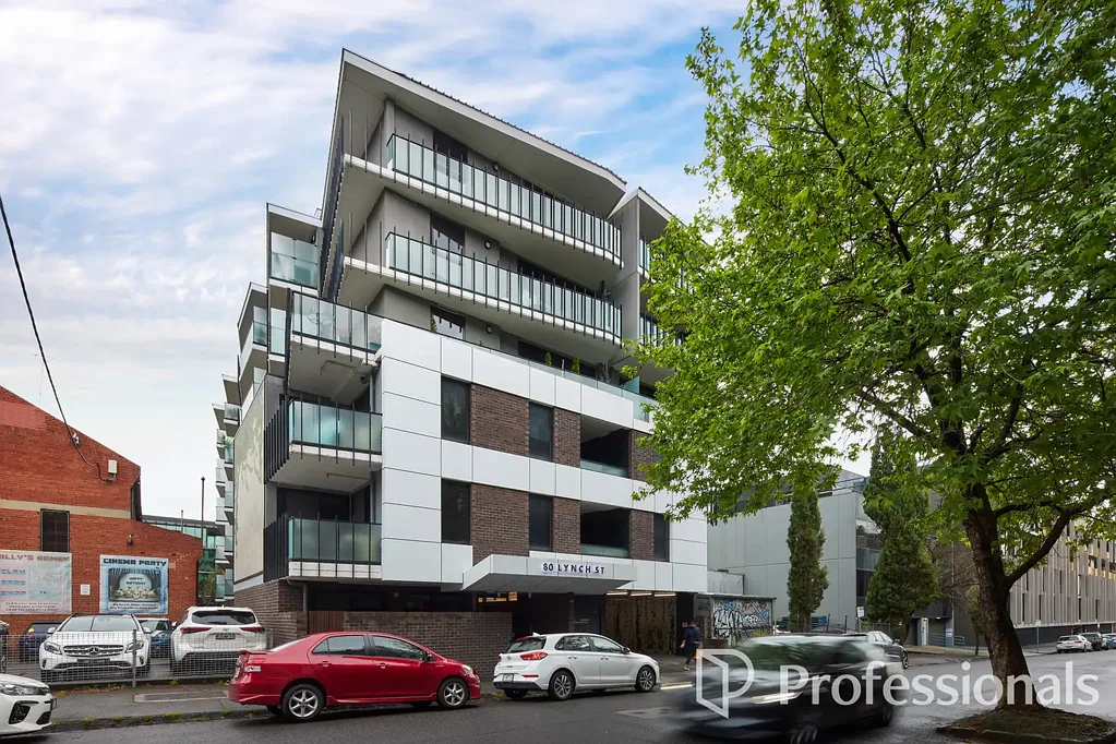 Hawthorn 1房 理想位置 轻松生活 现代风格 开放空间 Miele电器 雨淋淋浴 安全车位 咖啡餐厅 公园近 Stylish One-Bedroom Apartment in Prime Hawthorn Location