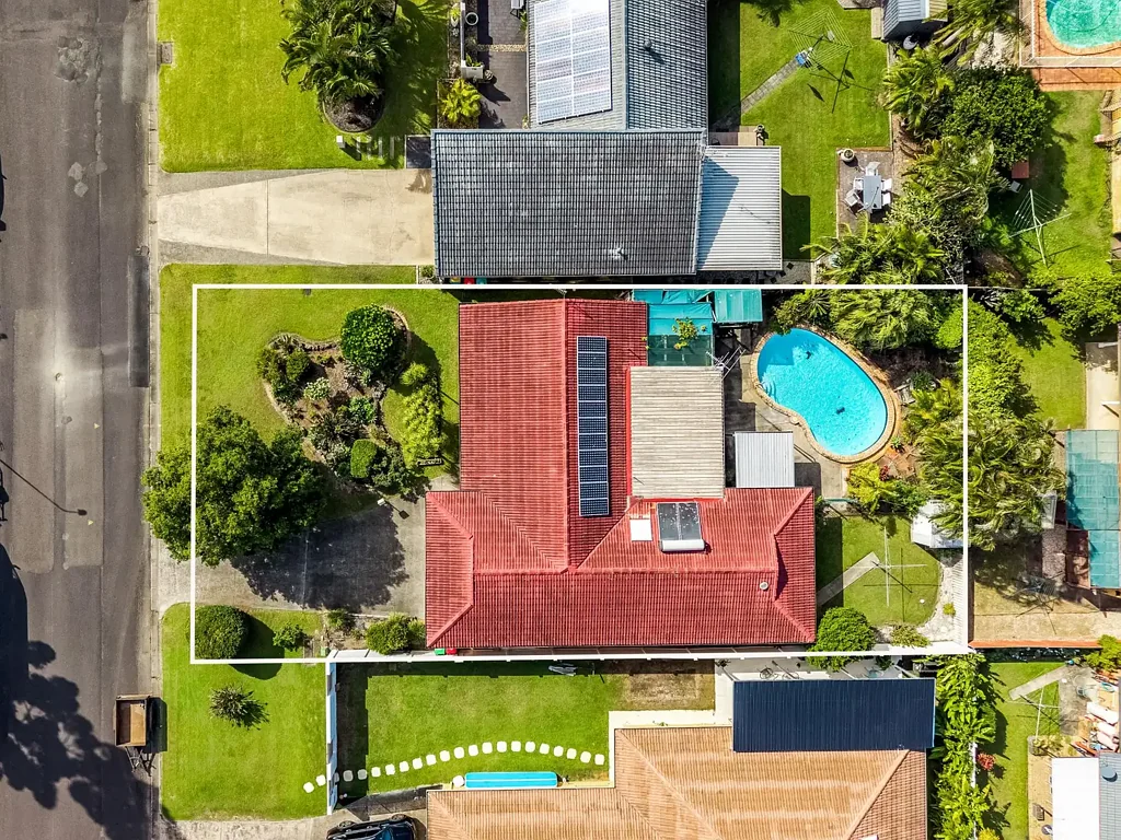 Ballina 4 Bedroom Large Family Home Packed with Potential