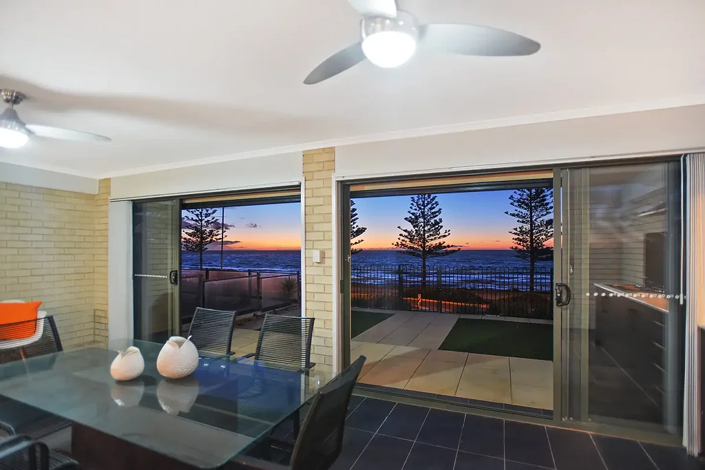 Christies Beach 4 Bedroom Esplanade Beach Front Living With Room For Your Caravan Or Boat