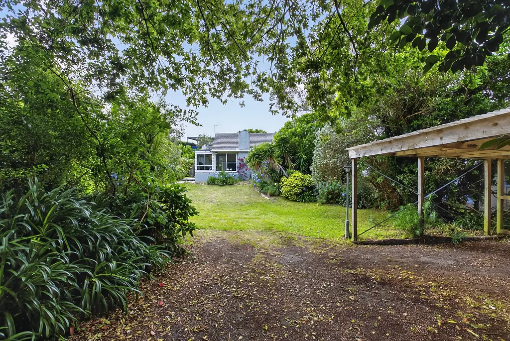100 Alexander Road, Raumati Beach, Kapiti Coast, Wellington