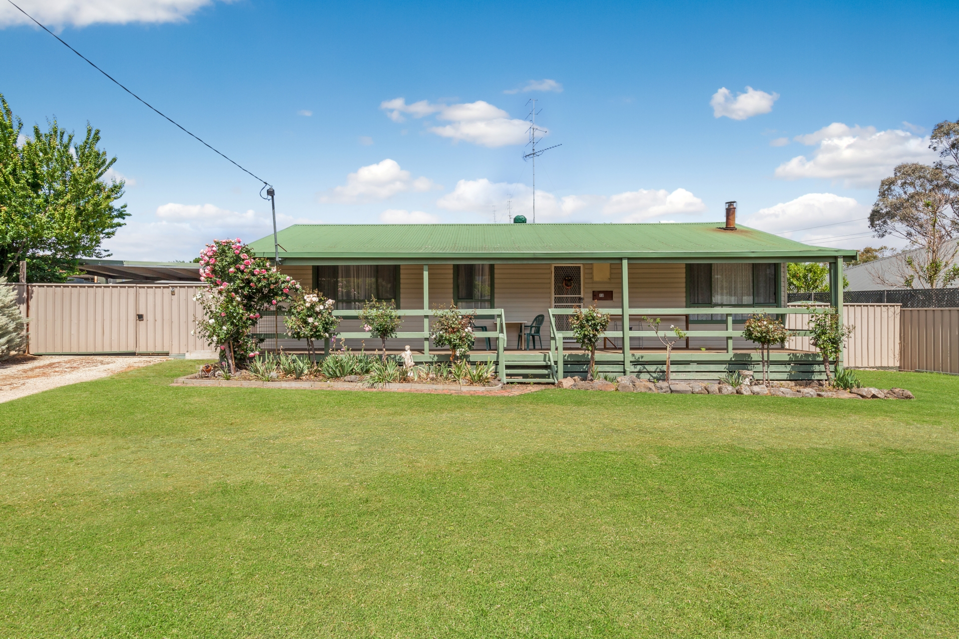 12 JAMIESON ST, BROADFORD VIC 3658, 0 Kuwarto, 0 Banyo, House