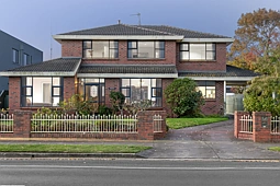 472 Wendouree Parade, Lake Wendouree