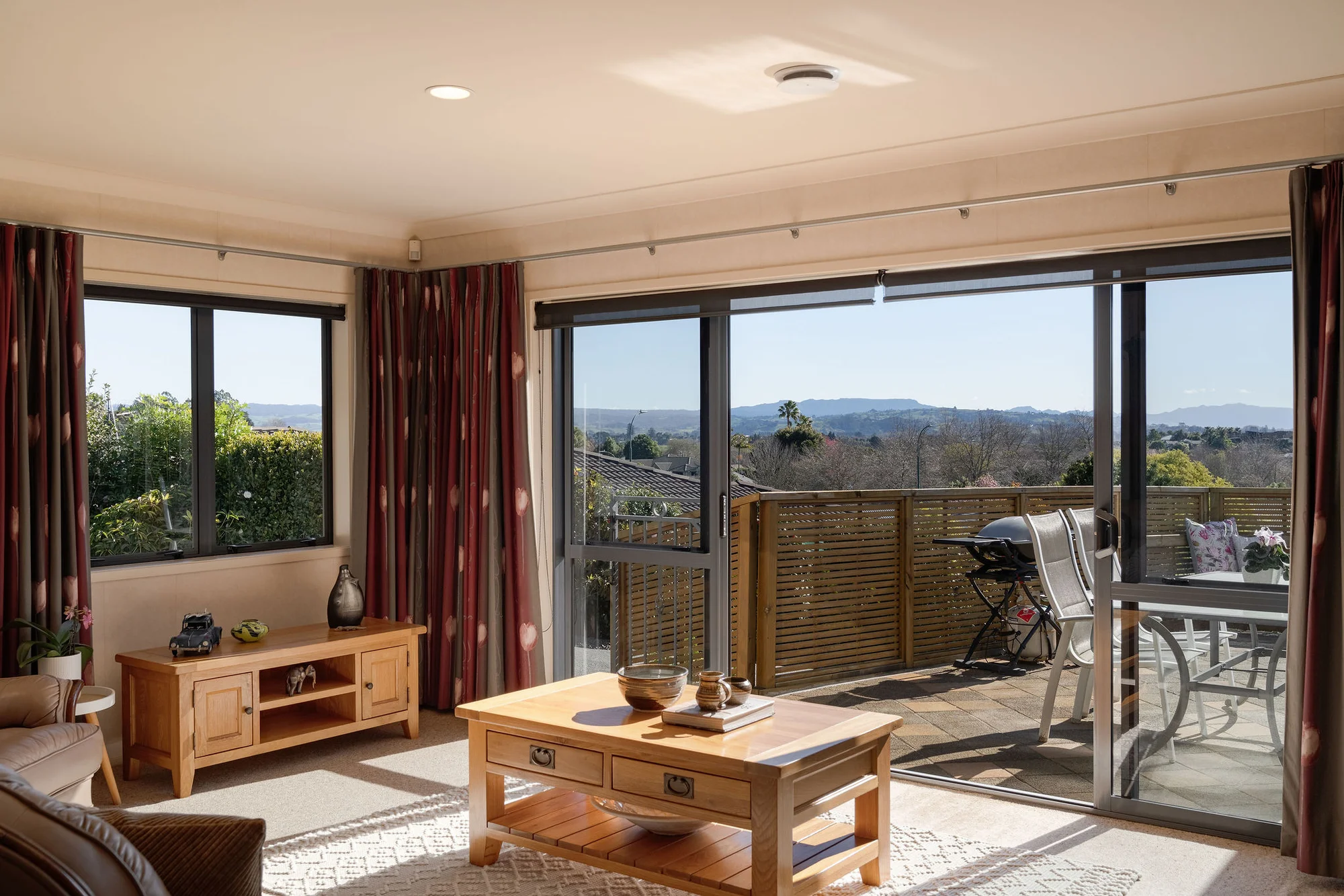Ohauiti 4房  The Garden, The Views, The Lifestyle