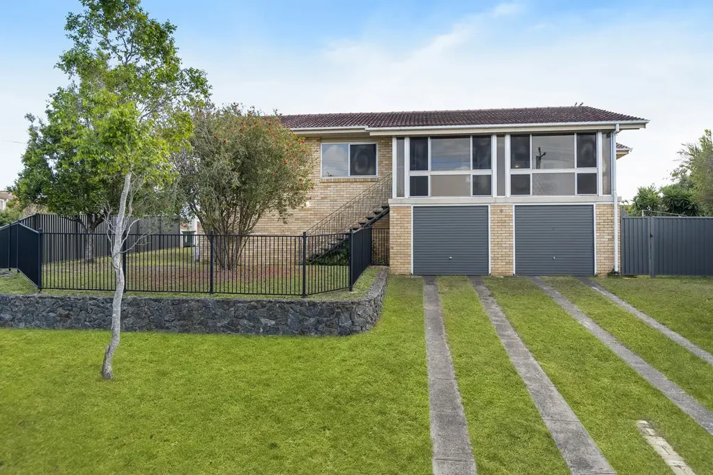 SPACIOUS FAMILY HOME