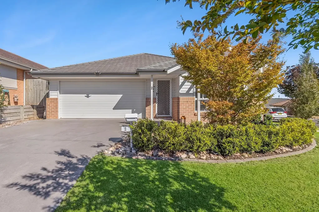 Goulburn 4Phòng ngủ Modern Family Living with Style, Space & Energy Efficiency in a Peaceful Cul-de-Sac
