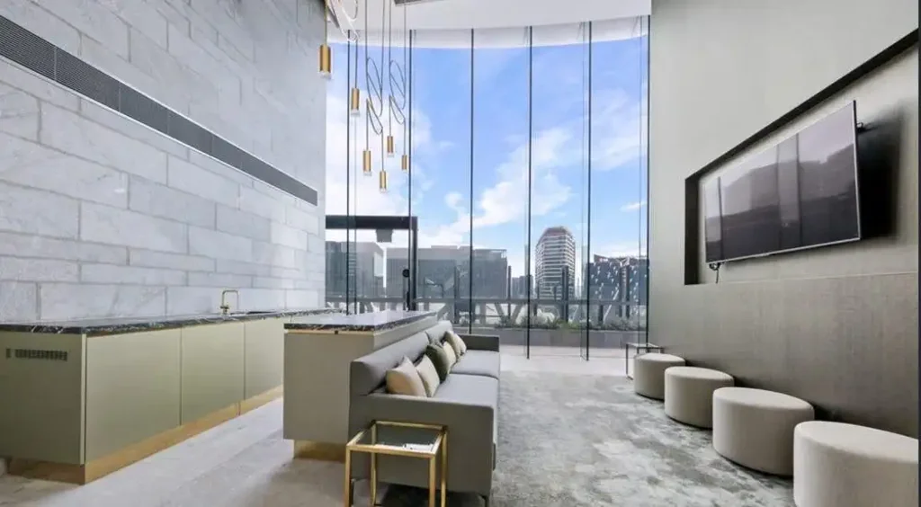 Melbourne 2ਬੈੱਡਰੂਮ Premier Tower: Contemporary Luxury in Melbourne's CBD