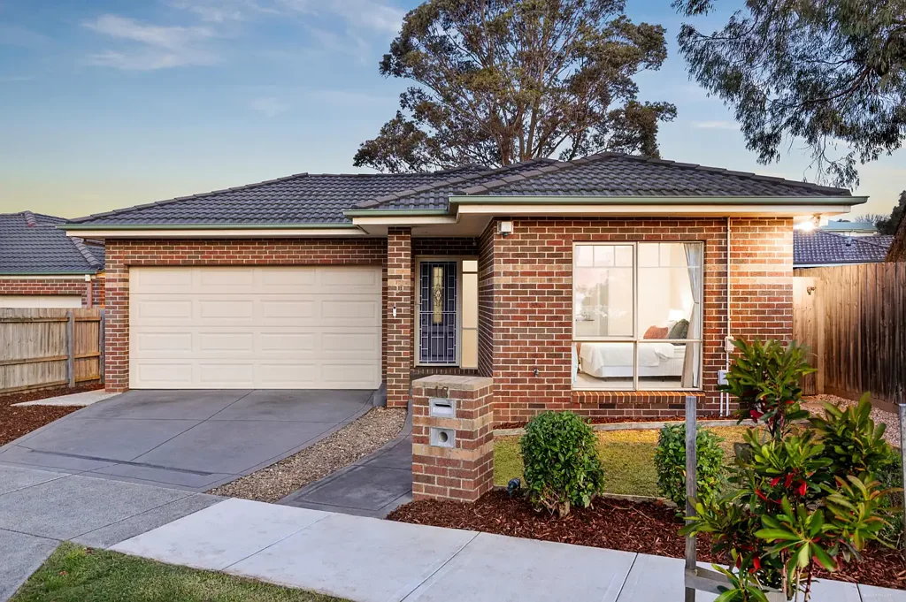 Mitcham 3Kwarto Stylish, Low-Maintenance Living in Prime Mitcham Location