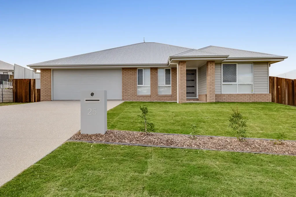 Contemporary Comfort in the Heart of Kearneys Spring