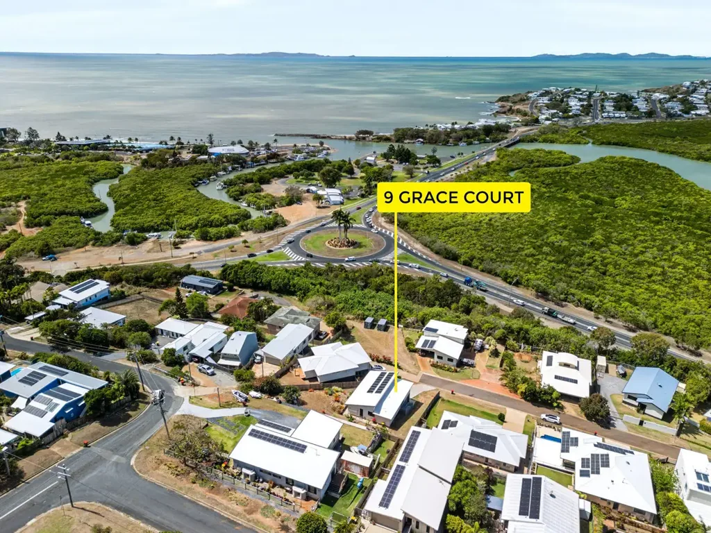 Yeppoon 4ਬੈੱਡਰੂਮ Stunning Views, Warm Family Living & an Exceptional Yeppoon Position