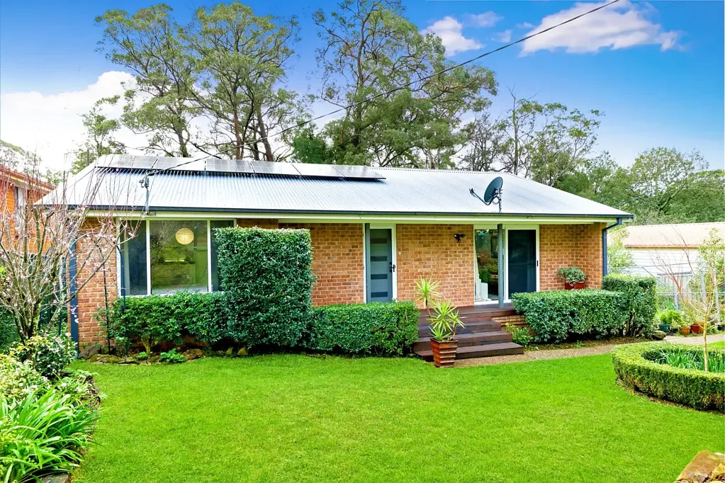 43 Crampton Drive, Springwood, NSW 2777