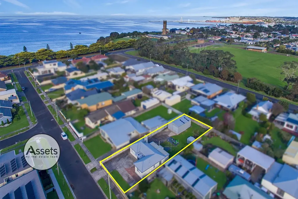 Portland 3房  Coastal Gem with Great Shed & Secure Yard