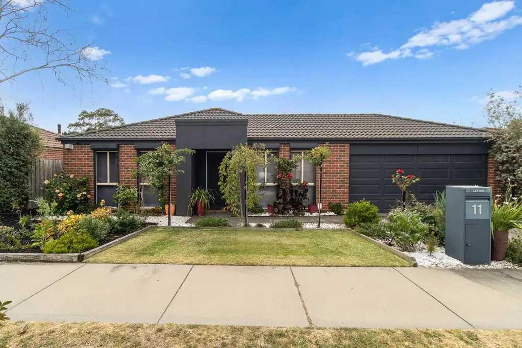 11 Arlene Drive, Skye, VIC 3977