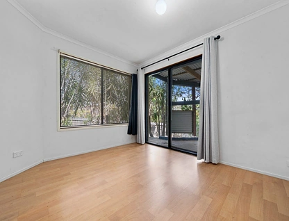 1 Sheridan Crescent, Shailer Park, Brisbane - Southern Region, 4房, 2浴, House