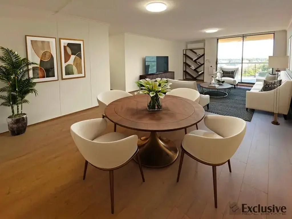 Recently Refurbished 3 Bedroom Residence
