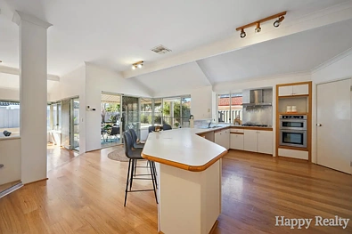 4 Durness Place, Canning Vale, WA 6155, 4 slaapkamers, 2 badkamers, House