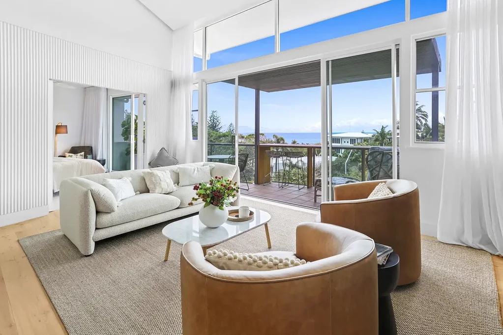 Sunshine Beach 3房  Luxury Penthouse With Sweeping Views Across the Ocean