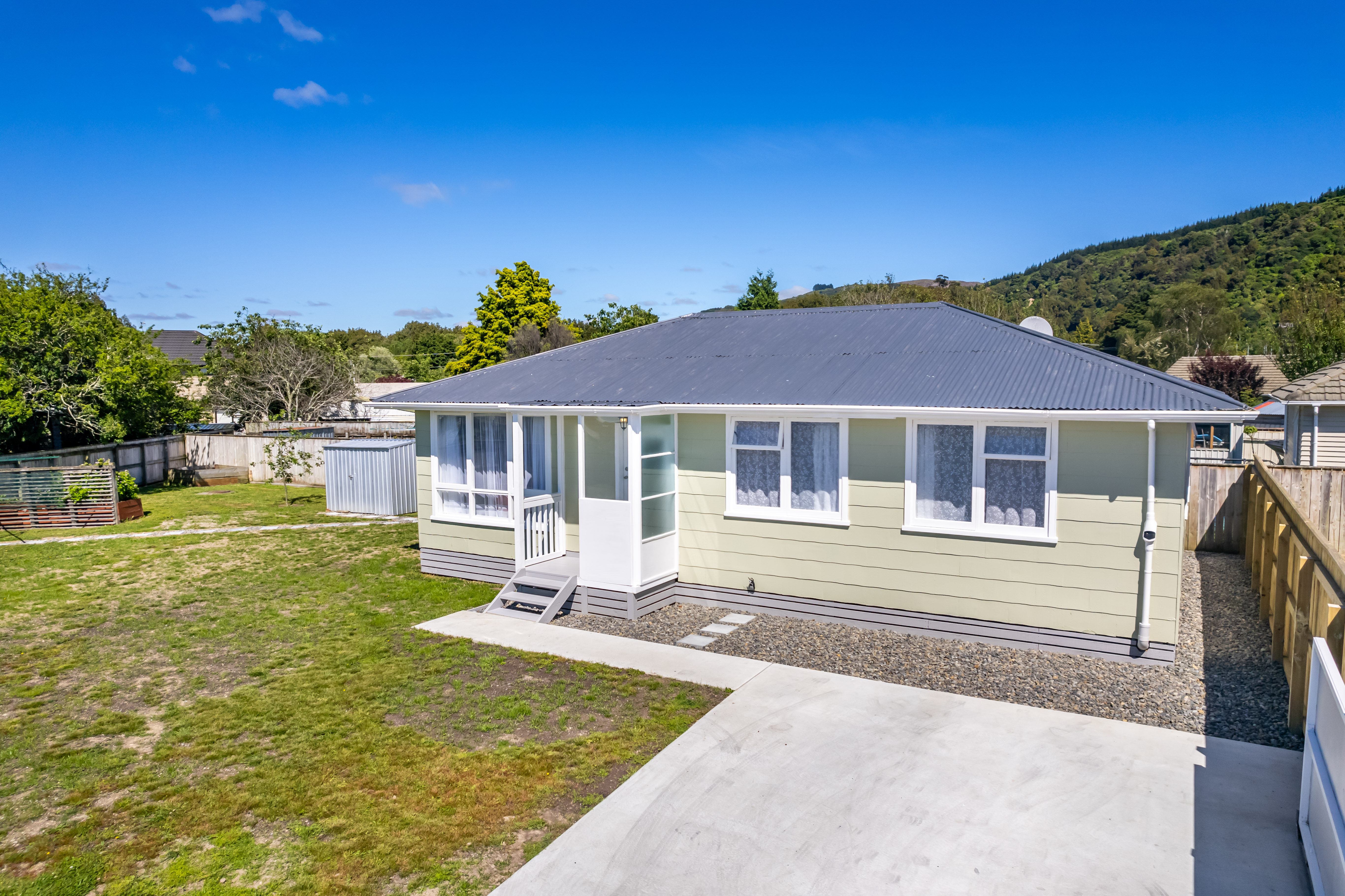 37b Rimutaka Street, Trentham, Upper Hutt, 3 Kuwarto, 1 Banyo, House