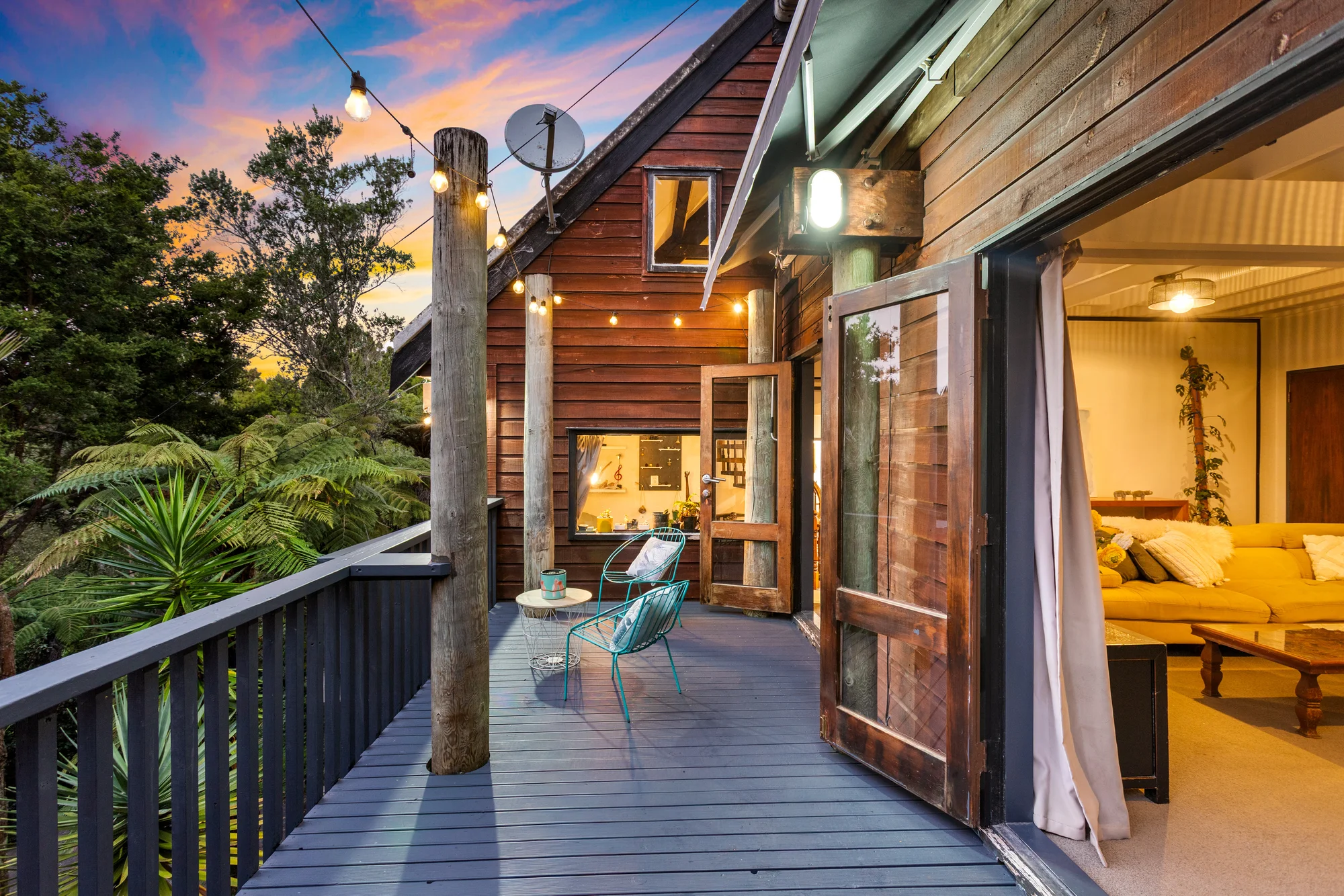 Titirangi 3Kwarto Elevated Titirangi Living