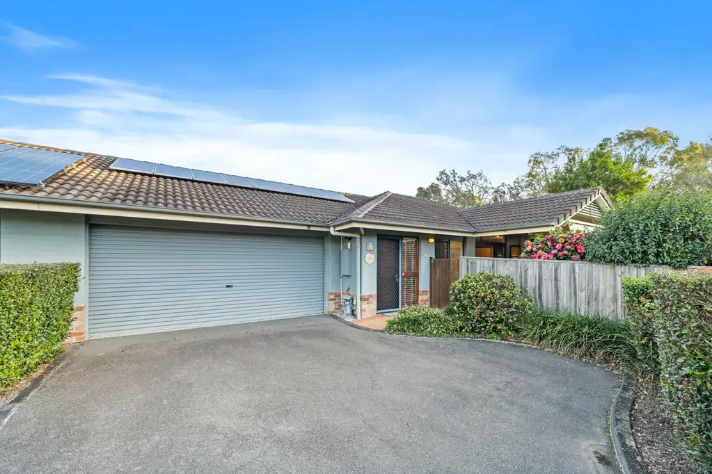 Capalaba 3침실 BEAUTIFUL LOW SET VILLA