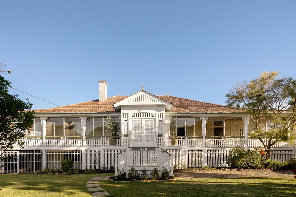 Ascot 6Zimmer A Landmark Ascot Estate of History, Scale and Enduring Legacy