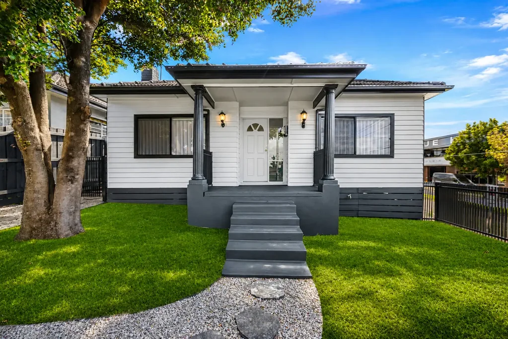 Preston 4 Slaapkamer EOI Ending Fri 16 Oct 5pm | Newly Renovated Home in the Heart of Preston