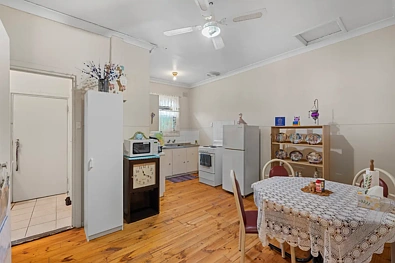 11 Knowles Road, Elizabeth Vale, SA 5112, 3 slaapkamers, 1 badkamers, House