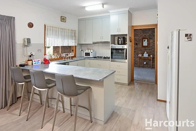 14 Fraser Drive, Horsham, VIC 3400, 3 Bedrooms, 2 Bathrooms, House