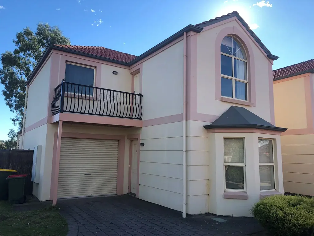 Two storey unit in the heart of Golden Grove