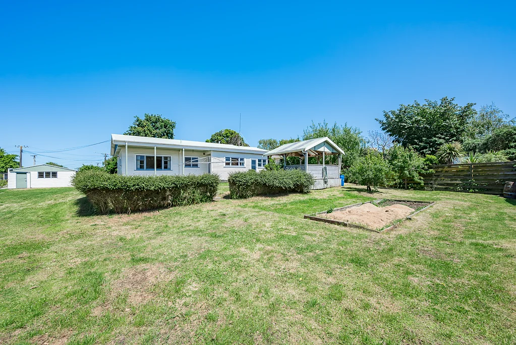 27 Goldsborough Avenue, Raumati Beach, Wellington