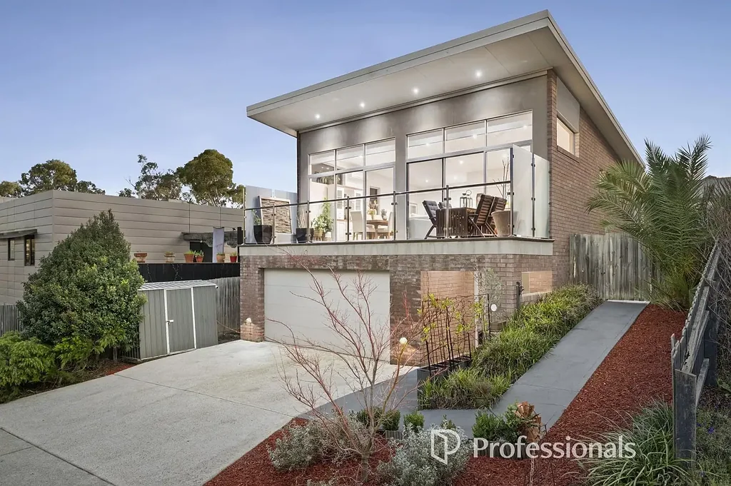 Mooroolbark 3ห้องนอน ELEVATED MODERN ELEGANCE WITH CAPTIVATING VIEWS