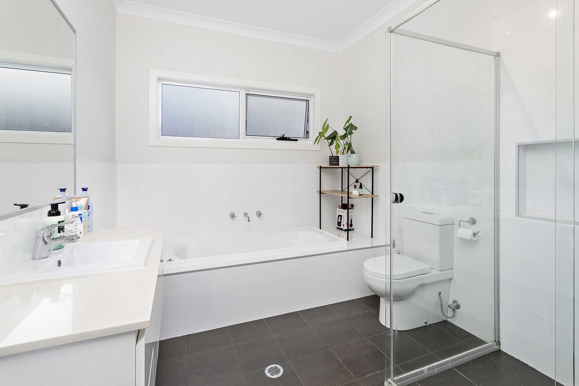 UNIT 1 39 LAWRENCE ST, WOONONA NSW 2517, 0房, 0浴, Townhouse