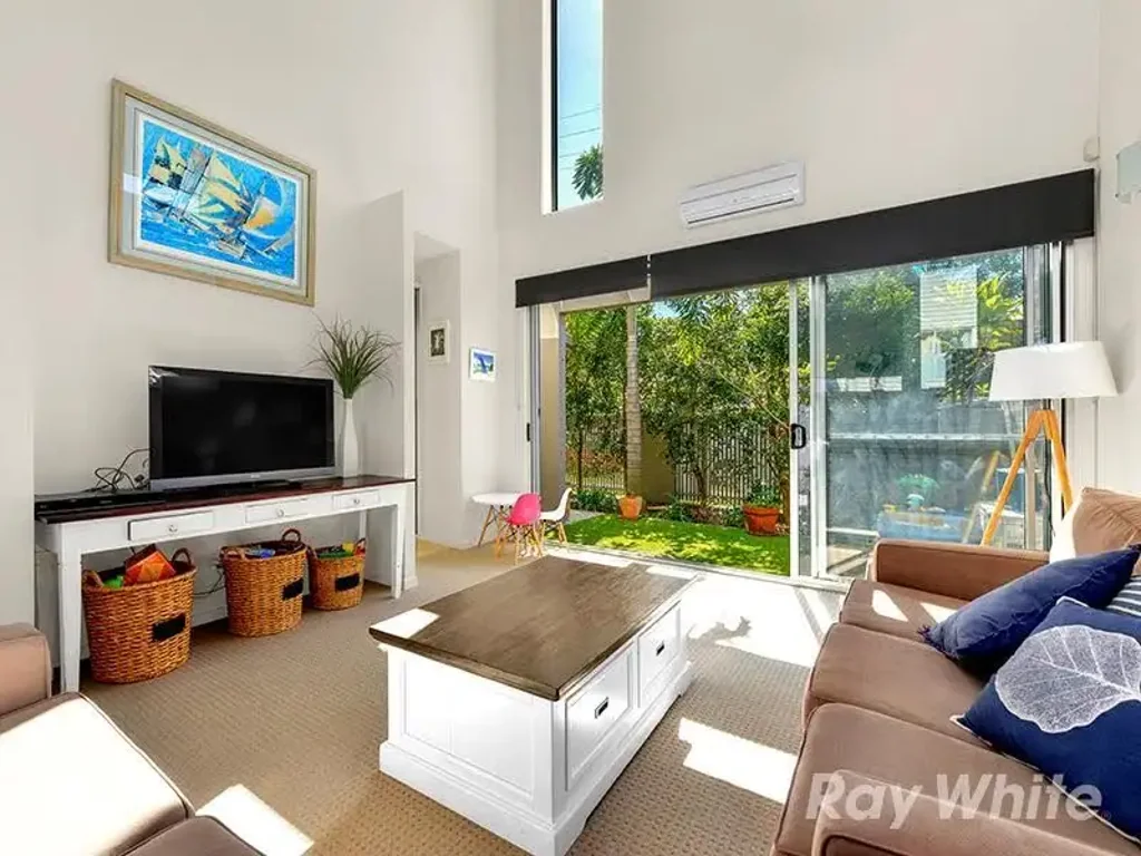 3 Bedroom Luxurious Design Townhouse