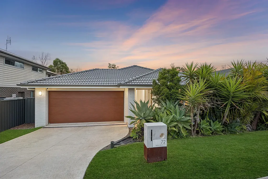 72 Figtree Boulevard, Wadalba, NSW 2259