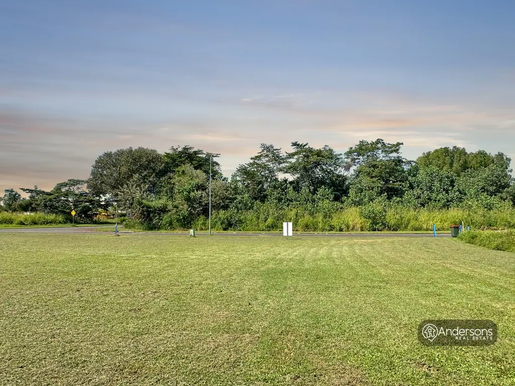 4 Reef Street, Wongaling Beach, QLD 4852