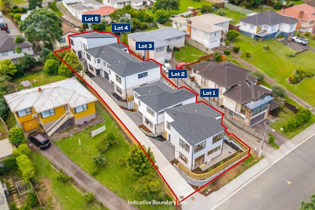 Mount Roskill 4Kwarto The Lucky Last Left in the Subdivision